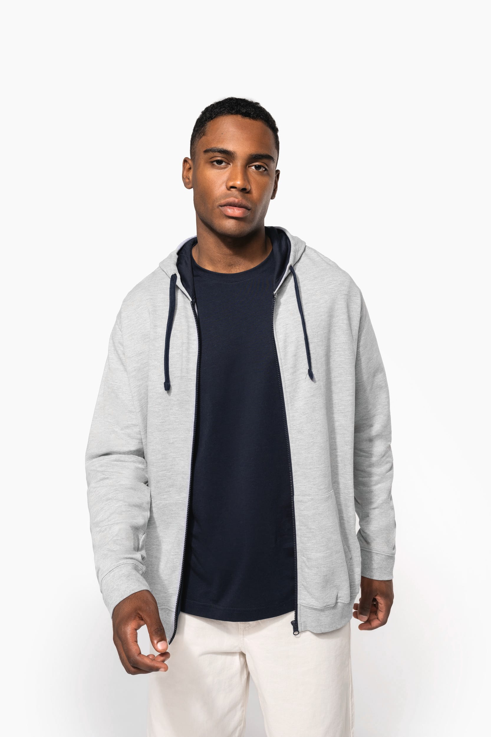 K466 | Sweat-shirt zippé capuche contrastée