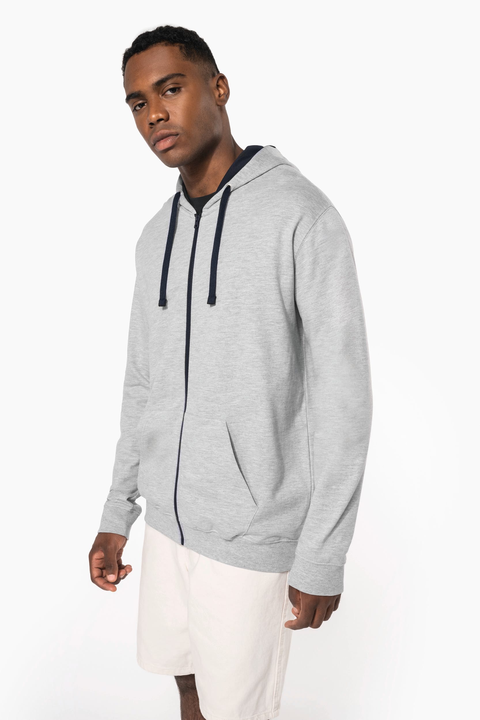 K466 | Sweat-shirt zippé capuche contrastée